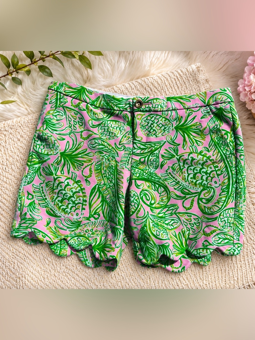 Lilly Pulitzer Pink & Green Scallop Hem Shorts